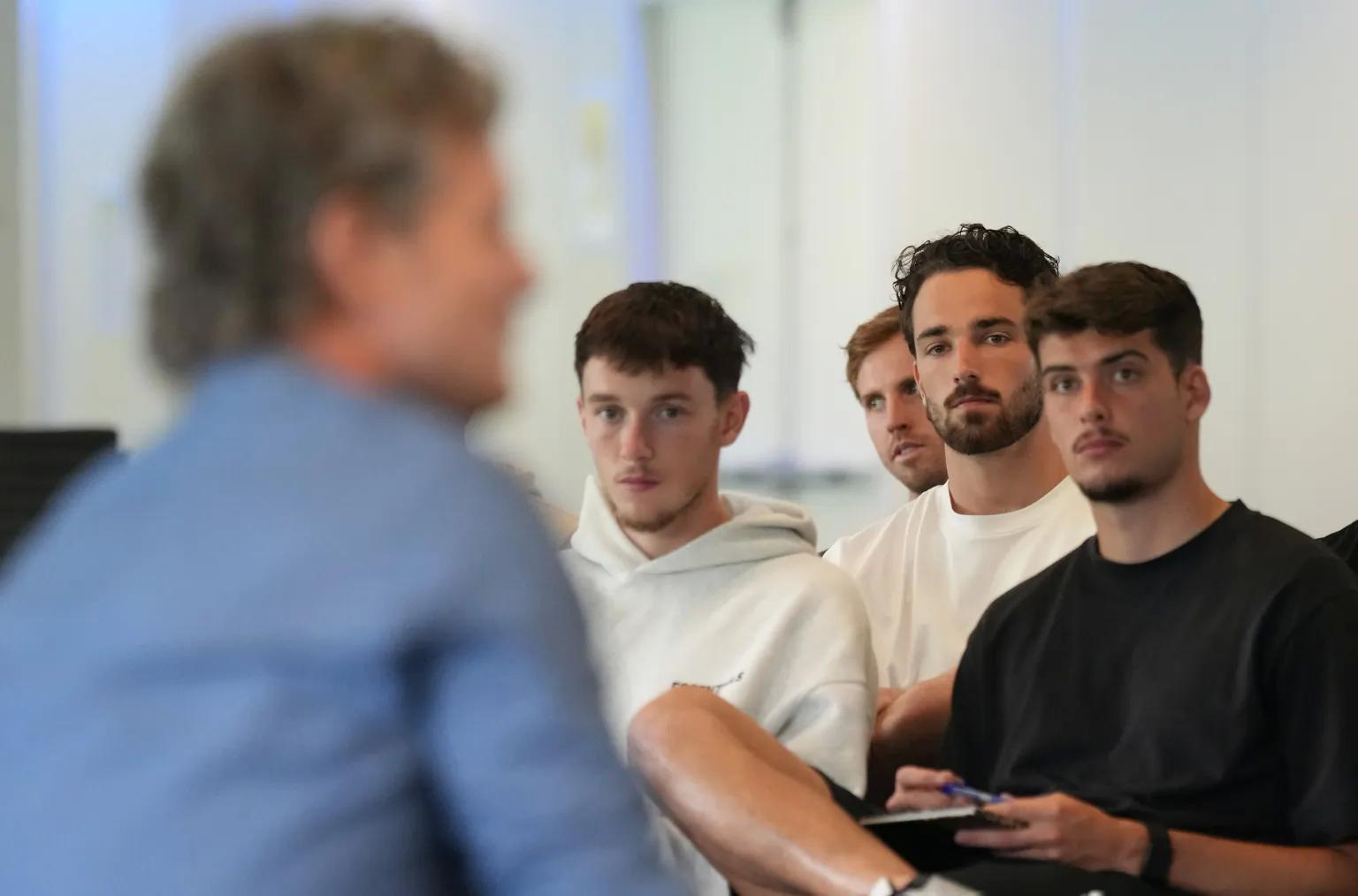欧宝体育app下载-墨尔本胜利对阵麦克阿瑟赛前，将举办活动为青少年心理健康发声